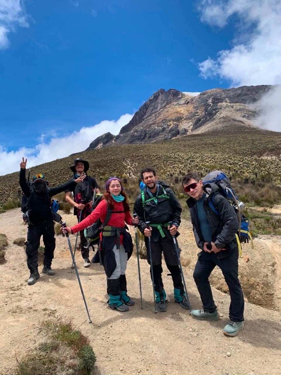 Instagram post from salento.hikers. This post is in position 0.
