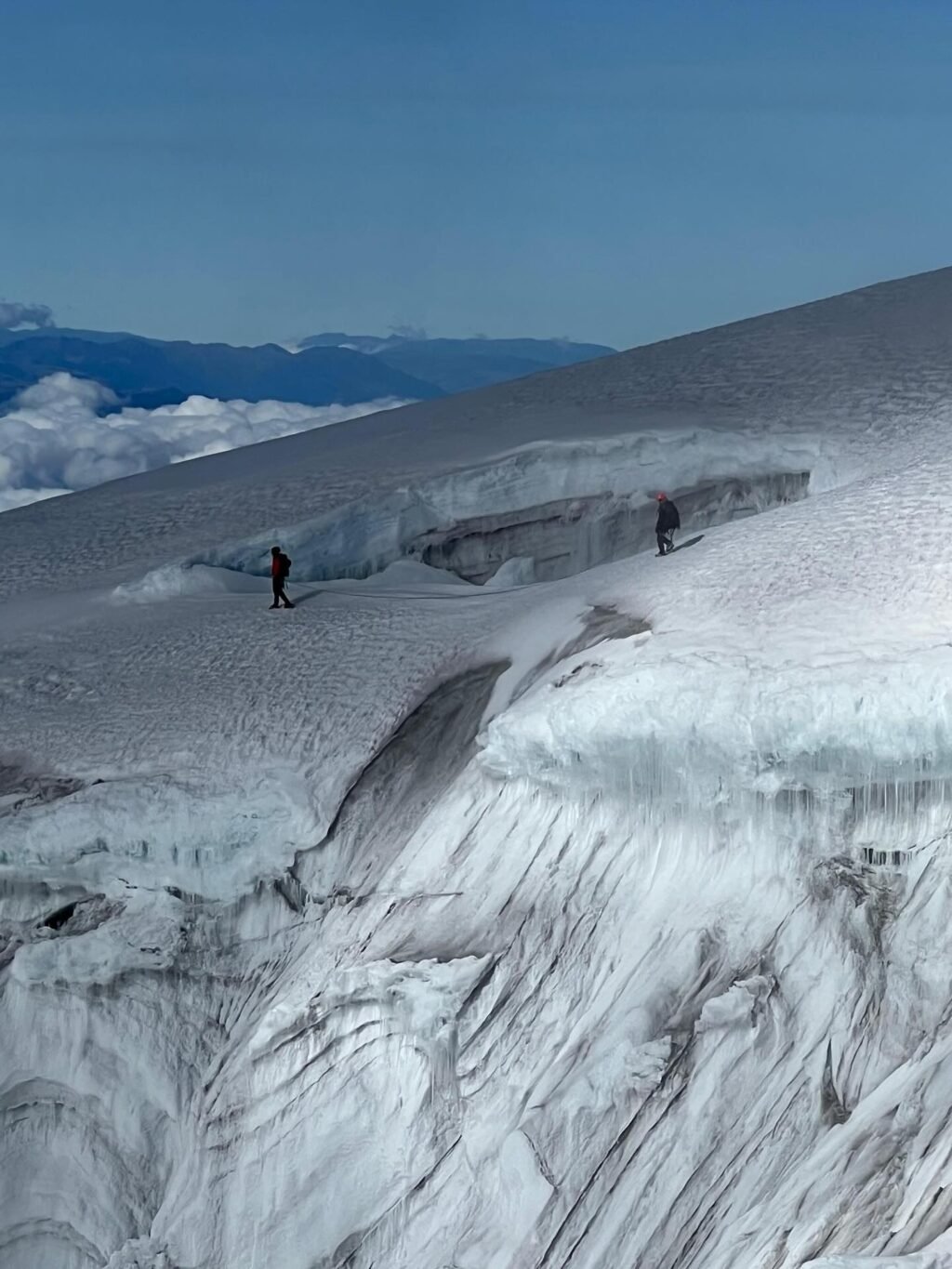 Instagram post from salento.hikers. This post is in position 0.