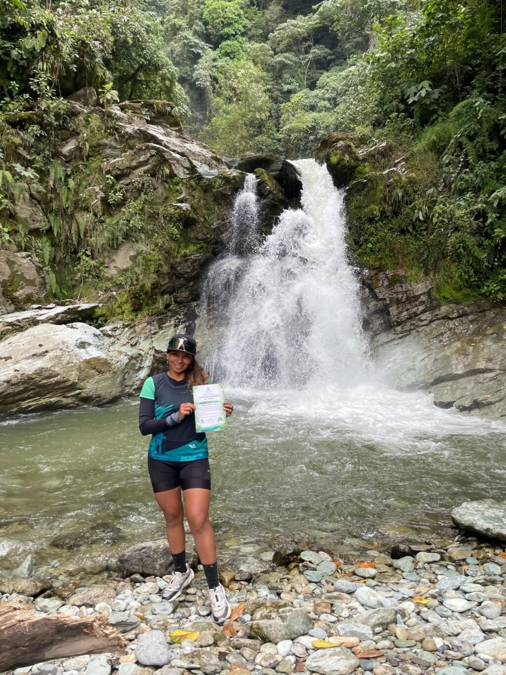 Instagram post from salento.hikers. This post is in position 4.