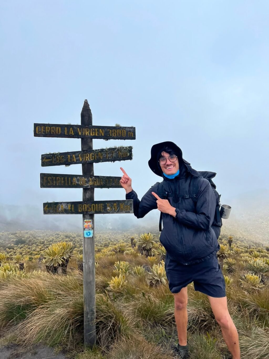 Instagram post from salento.hikers. This post is in position 8.