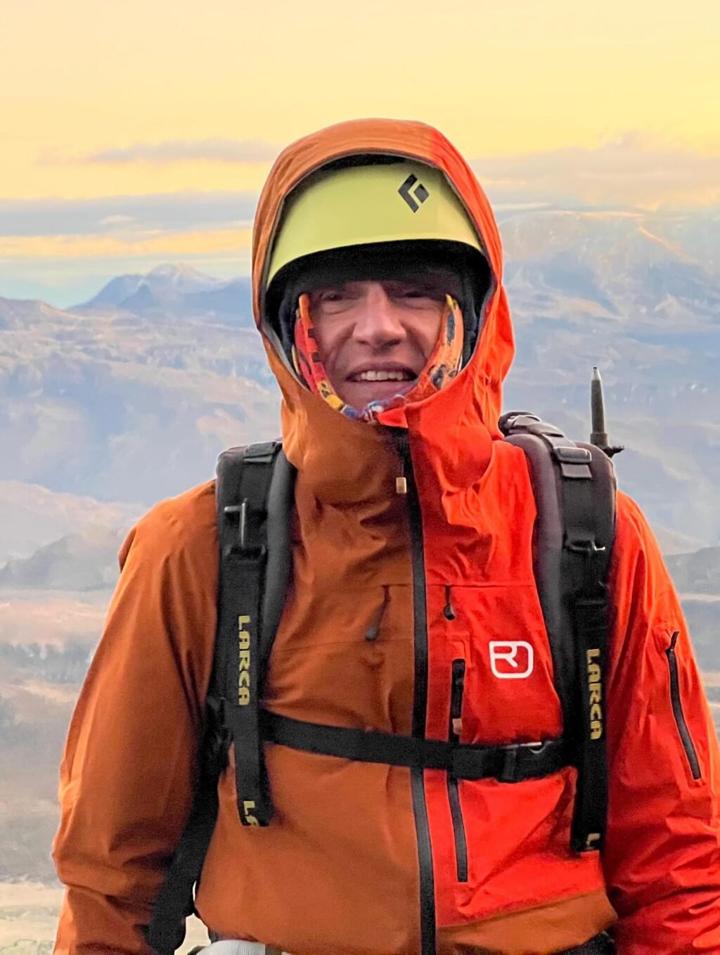 Instagram post from salento.hikers. This post is in position 10.