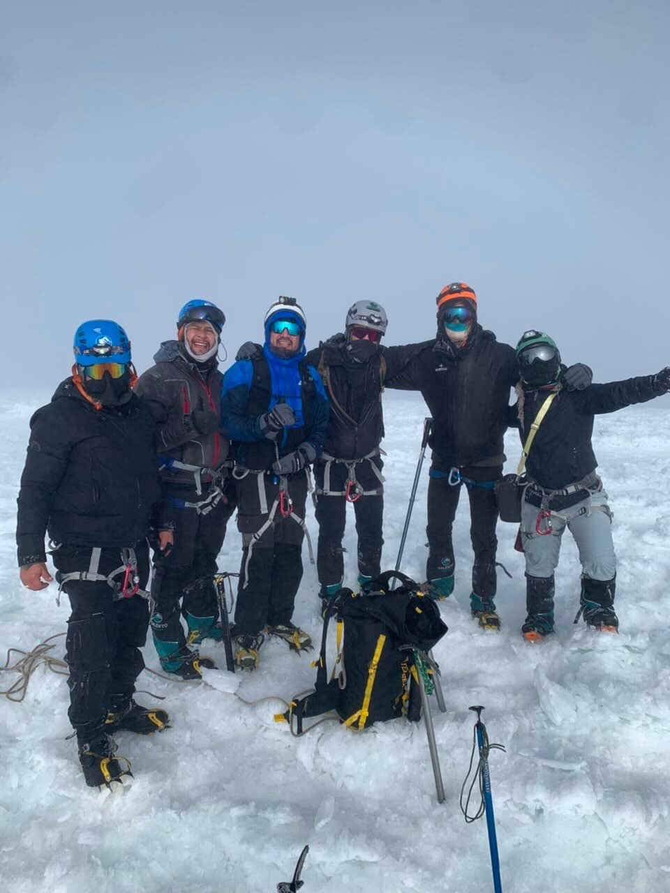 Instagram post from salento.hikers. This post is in position 6.