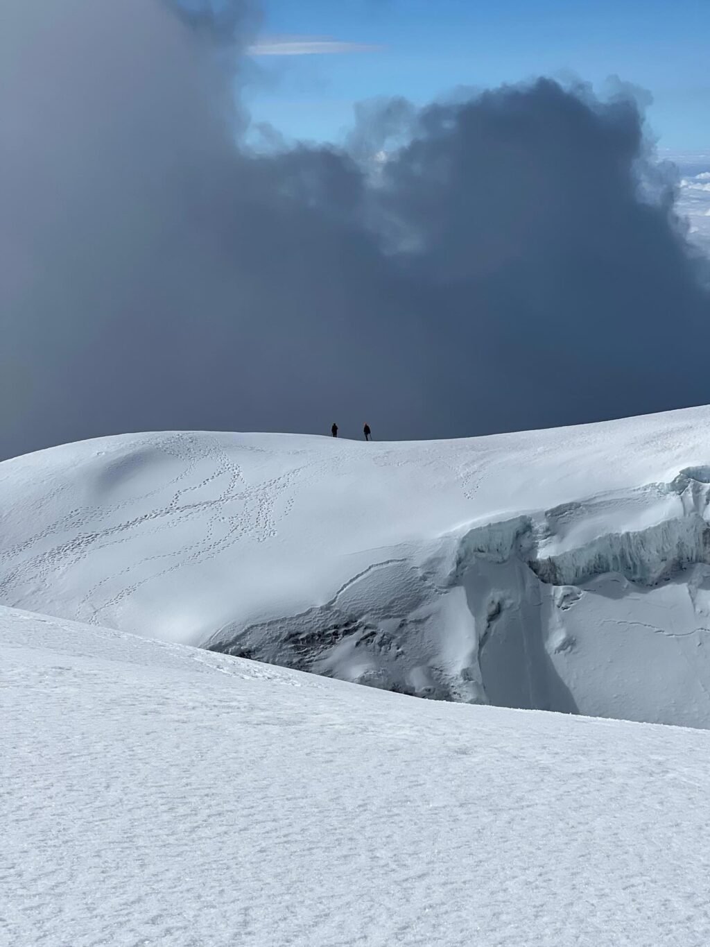 Instagram post from salento.hikers. This post is in position 4.