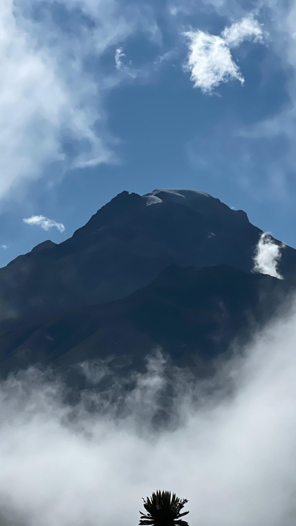 Instagram post from salento.hikers. This post is in position 1.